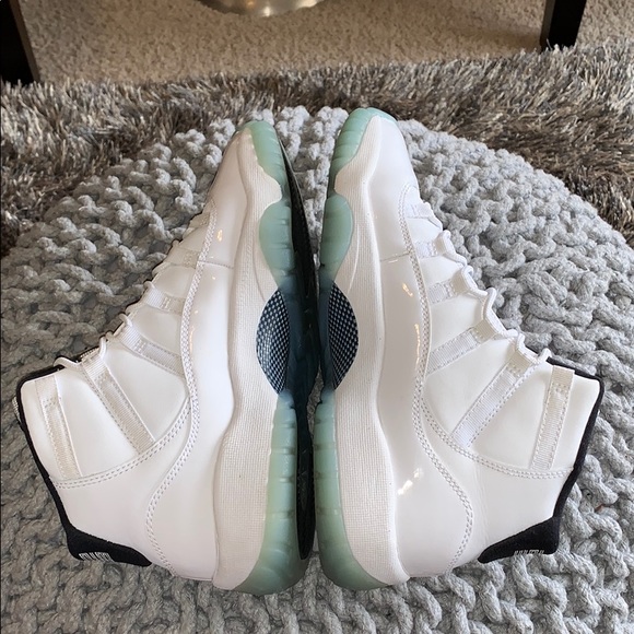 Jordan Retro 11 - Picture 5 of 6
